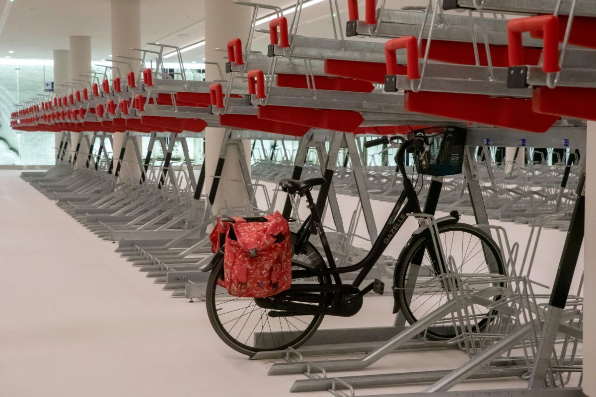 Kondygnacyjny parking dla rowerów